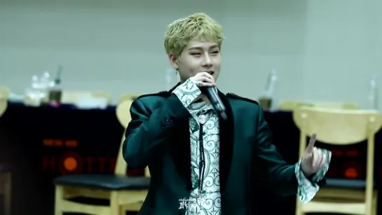 [Fancam][15.04.2017] Gwanghwamun Fansign (Jooheon)