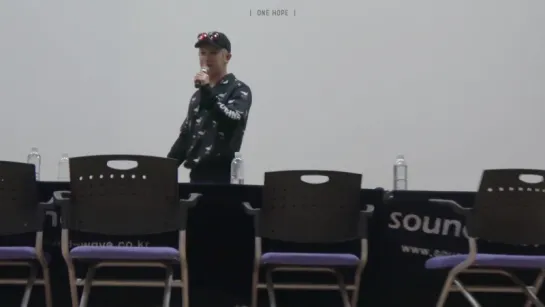 [Fancam][23.04.2017] Suwon Fansign (Wonho)