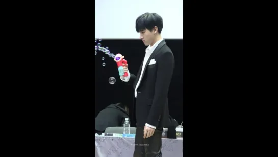 [Fancam][22.04.2017] Gwangju Fansign (I.M)