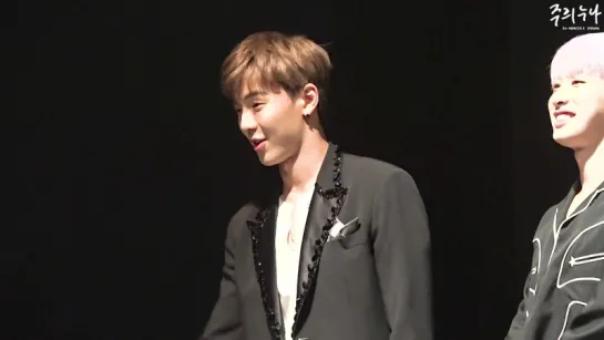 [Fancam][13.05.2017] Gangnam Fansign (Shownu)