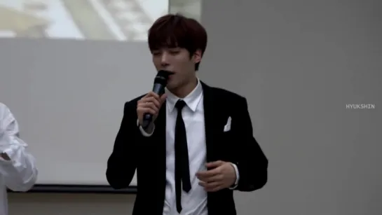 [Fancam][07.05.2017]  Nowon Fansign (Minhyuk)