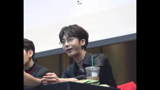 [Fancam][14.05.2017] Jongno Fansign (Hyungwon)