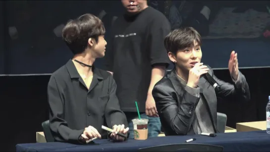 [Fancam][13.05.2017] Gangnam Fansign (Hyungwon, Kihyun)