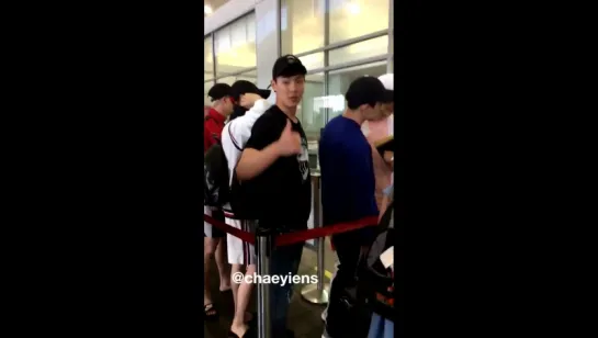 [Fancam][15.07.2017] LaGuardia Airport(LGA NYC)(Shownu)