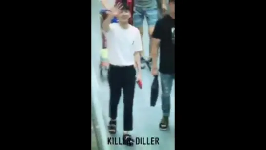 [Fancam][29.07.2017] Monsta X in Incheon Airport (Kihyun)