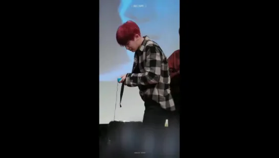 [Fancam][11.11.2017] Fansign in Yeongdeungpo (Wonho)