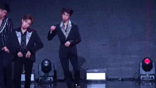 [Fancam][15.11.2017] MONSTA X - 'Beautiful' (focus Hyungwon) @ 2017 Asia Artist Awards