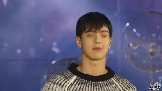 [Fancam][16.12.2017] Jeju Love Sharing K-Pop Concert (Shownu focus)