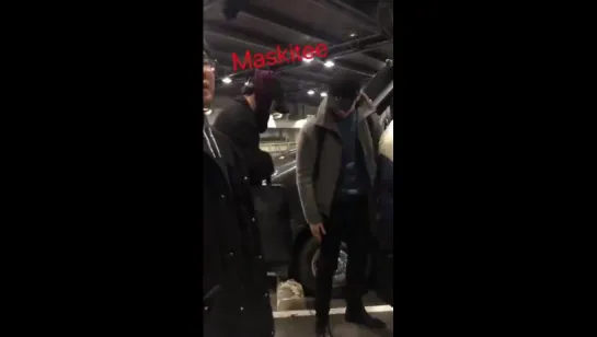 [Fancam][26.01.2018] Airport London Heathrow