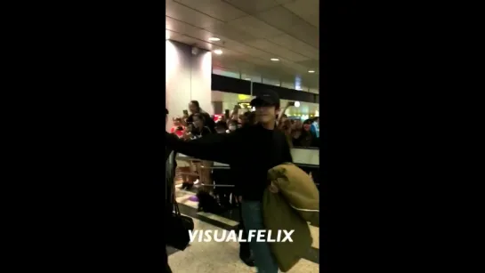 [Fancam][01.03.2018] Airport Singapore