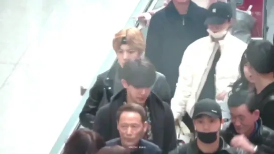 [Fancam][01.03.2018] Airport Incheon