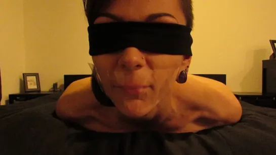 Blindfolded GF Sucks Stranger секс porno blowjob sperm отсос минет сперма кончил в рот глотку загорелой с красивыми сиськами