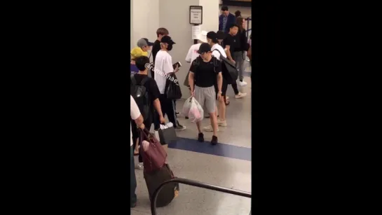 [Fancam][24.07.2018] Airport International Newark, fly to Atlanta