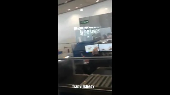 [Fancam][11.08.2018] Airport in Chile (Santiago), fly to Brazil