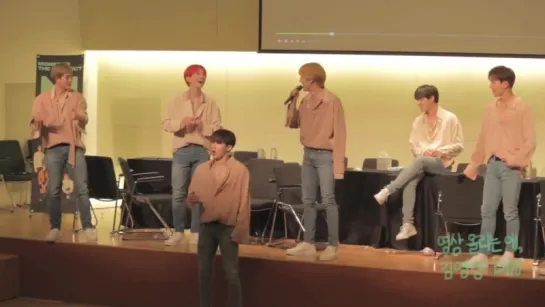 [Fancam][22.04.2018] fansign in Jongno