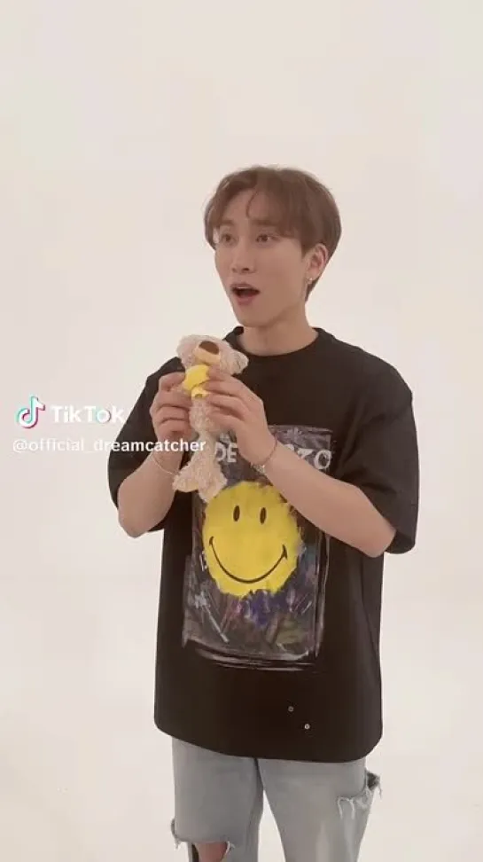 230526 Eunkwang @ #TikTok #BONVOYAGE_Challenge