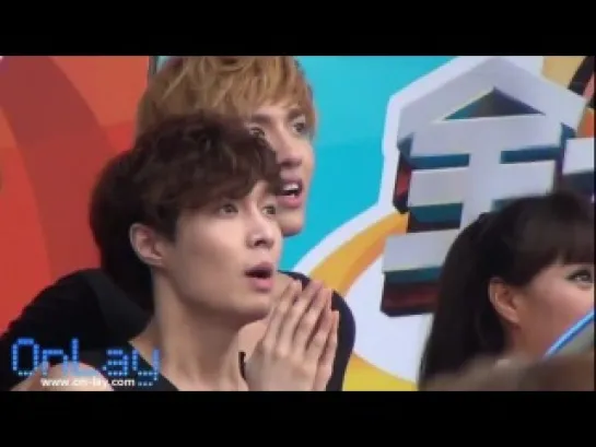 [FANCAM] 120625 EXO-M cheering Tao during 'Do Your Best' recording