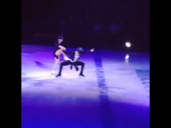 Stars on Ice Montreal | Top Hat and Tail