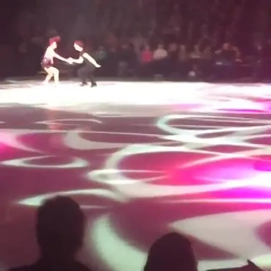 Tessa and Scott // Don’t stop believing program (finale) at Stars on Ice in Montreal on April 30, 2014.