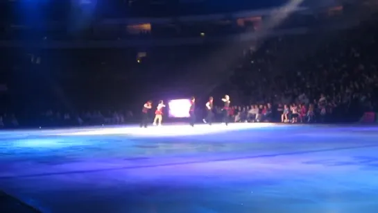 Group performance 2 - Stars on Ice live in Vancouver, BC