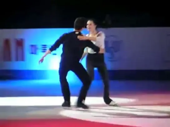 2012 WORLDS Tessa Virtue Scott Moir practic EX