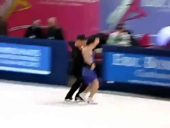 2011 11 17 TEB SD Practice Tessa Virtue & Scott Moir