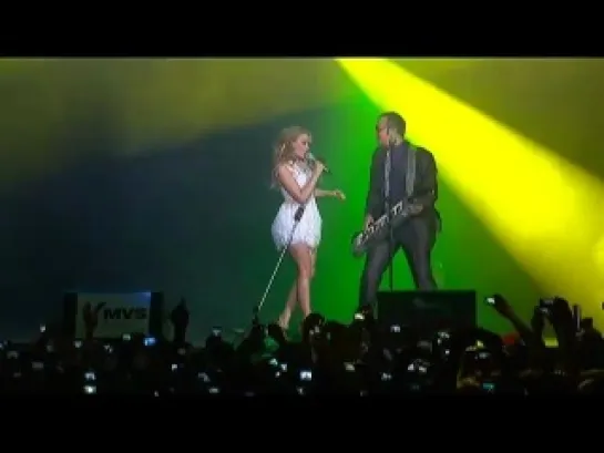 Kylie Minogue & Aleks Syntek - In My Arms (Mexico EXA Concert, 23.10.2010)