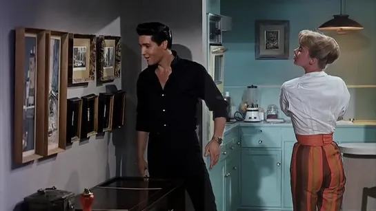 Elvis Presley AI 5K Restored - The Walls Have Ears 1962 (1080p)