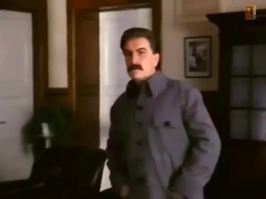 Stalin (TV) (Stalin, 1992) Ivan Passer