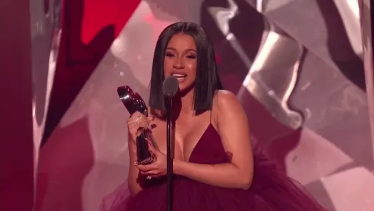 Cardi B Acceptance Speech | iHeartRadio Music Awards 2018