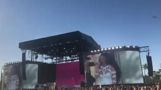 Cardi B feat. SZA — I Do  (Coachella Weekend 2)