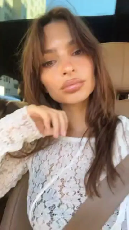 Emily Ratajkowski