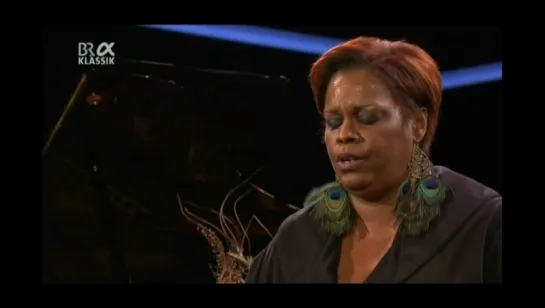 Dianne Reeves - Jazzwoche Burghausen (2012)