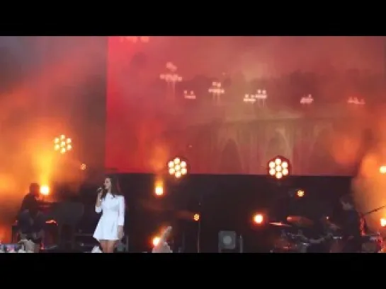 Lana Del Rey – Summertime Sadness (Live @ «Zitadelle Spandau»)