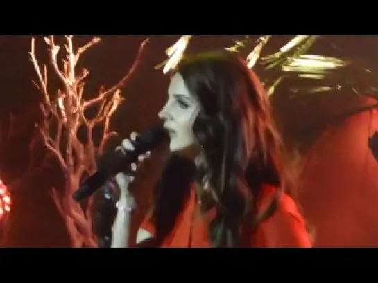 Lana Del Rey – Summertime Sadness (Live @ «House Of Blues»)