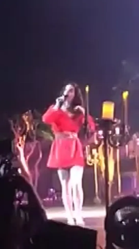 Lana Del Rey – Carmen (Live @ «Verizon Theatre»)