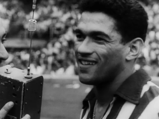 GARRINCHA: ALEGRIA DO POVO (JOAQUIM PEDRO DE ANDRADE, 1963)