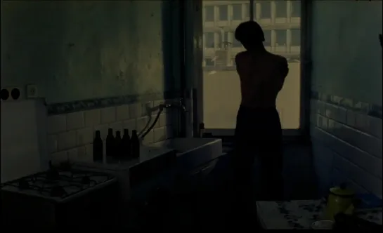 TOUTE UNE NUIT (CHANTAL AKERMAN, 1982)