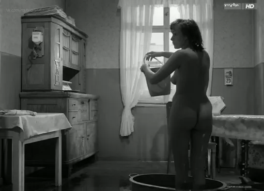 Angelika Waller Nude - Das Kaninchen bin ich (The Rabbit Is Me, 1965) HD 720p Watch Online / Ангелика Валлер - Кролик - это я