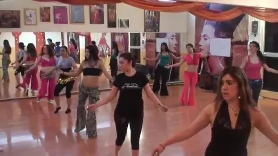 ENSAYO alumnas Maria Shazadi DRUM con crotalos