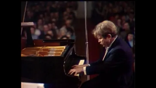 Emil Gilels: Schumann, Piano Concerto (a), op. 54 (USSR State Symphony Orchestra, Vladimir Verbitsky, 1976)