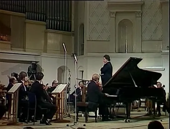 Emil Gilels: Mozart, Piano Concerto 27 (B), op. 595 Larghetto (Moscow, 1979)