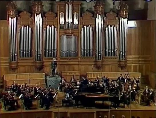 Emil & Elena Gilels: Mozart, Two Piano Concerto 10 (Es), op. 365 vk` (Moscow State Orchestra, Vyacheslav Ovchinnikov, 1983)