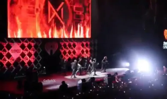 [VK][03.12.18][Fancam] Jingle Ball in Minneapolis (INTRO+SHOOT OUT)