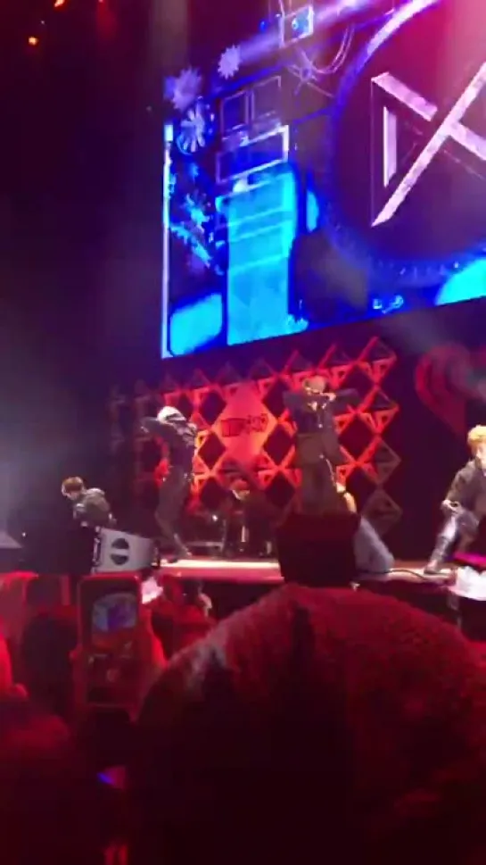 [VK][01.12.18][Fancam] Jingle Ball Tour in SF