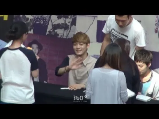 [FANCAM] 130817 EXO (Chen focus) @ Yeoido Fansign