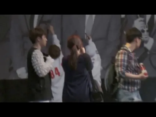 [FANCAM] 130606 EXO @ Daejeon Fansign