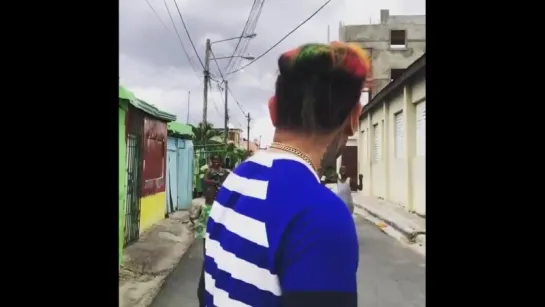 6ix9ine раздал деньги жителям Доминиканской республики [ https://vk.com/CINELUX ]