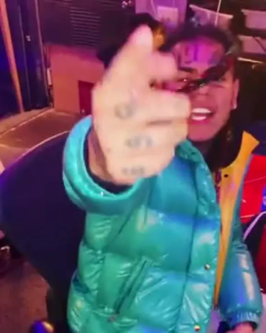 6ix9ine - отрывок трека. [ https://vk.com/CINELUX ]