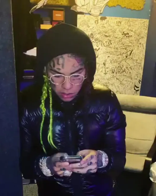 6ix9ine - Отрывок нового трека. [ https://vk.com/CINELUX ]